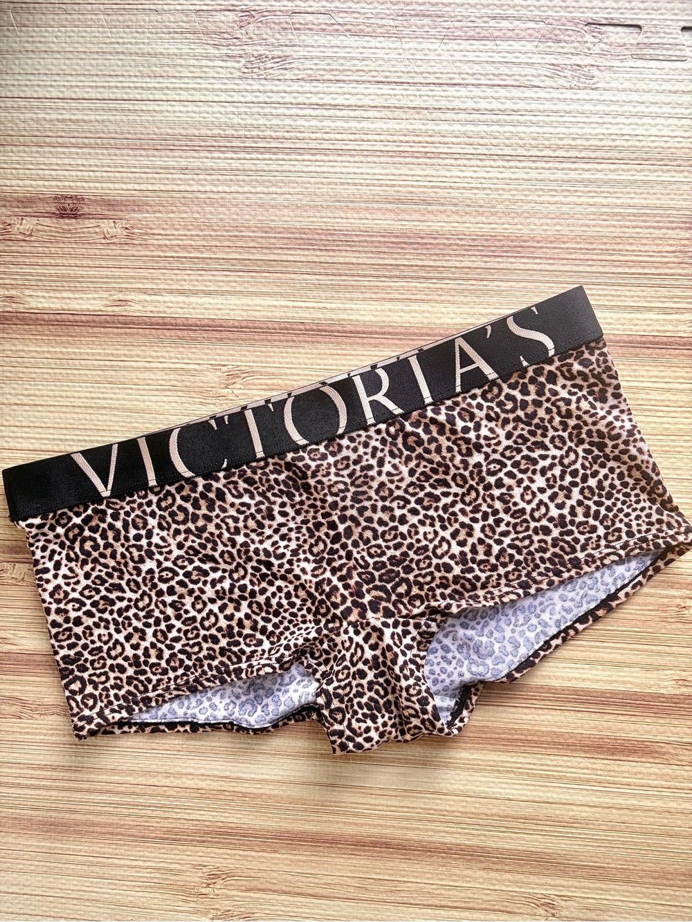 Victoria’s Secret Cotton Leopard Print Shortie Panty